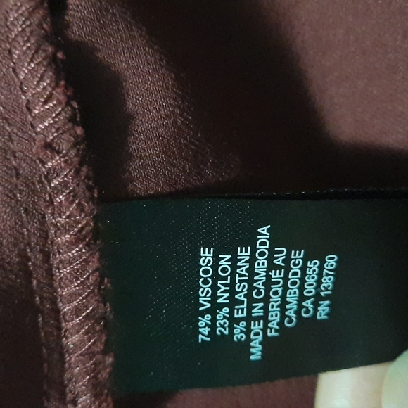 RW&CO,  Size M, Color Maroon - Picture 5 of 6